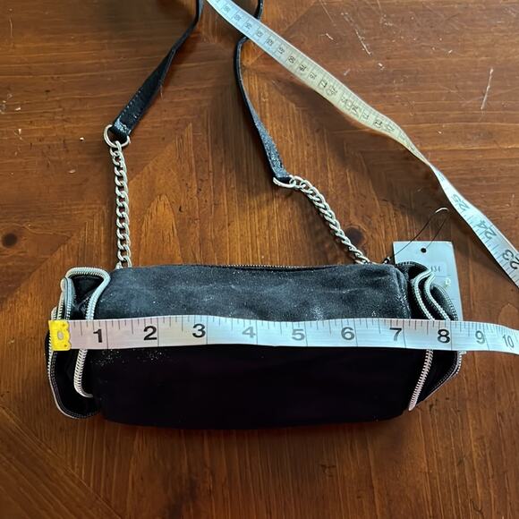 Sasha Shiny Black Barrel Purse with Zipper Flowers Clubwear Festival Boho Hippie - Picture 6 of 7